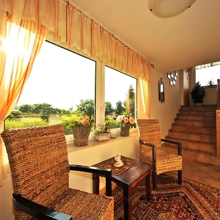 بيت ضيافة Piovesan